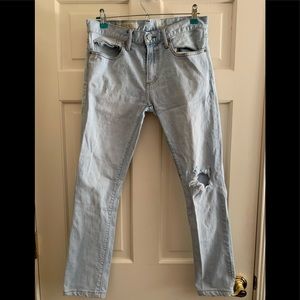 GAP Distressed Jeans 30x28